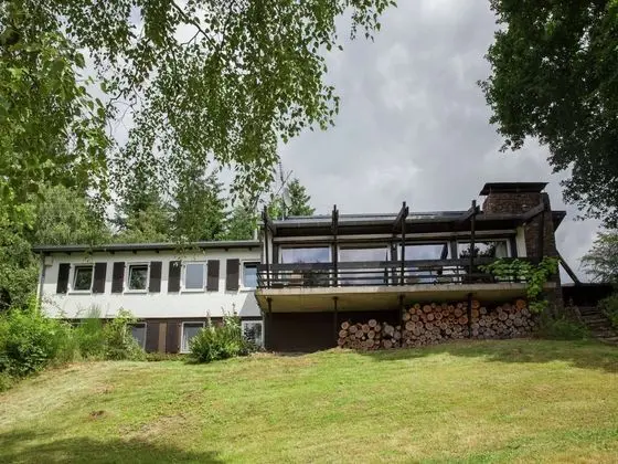 Modern Holiday Home Near Forest in Kleinich - Dış Mekan