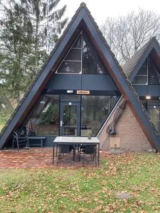 Modern Holiday Home in North Limburg Near Forest - Dış Mekan