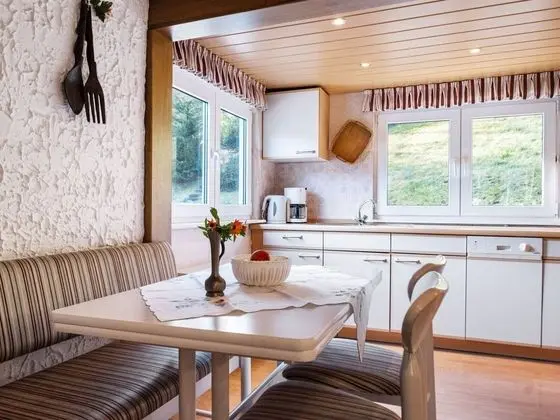 Modern Holiday Home in Oberkirchen With Garden - Yerinde Yemek