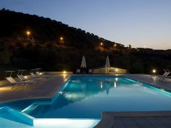 Modern Holiday Home in Patti With Pool