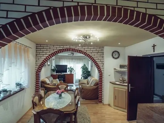 Modern Holiday Home in With Private Pool - Yerinde Yemek
