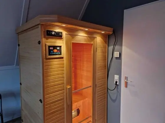Modern Holiday Home in Scherpenisse With Garden - Spa
