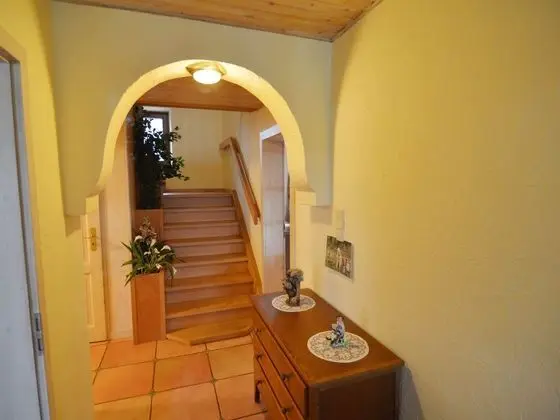 Modern Holiday Home in Schönberg with Hot Tub - Lobi