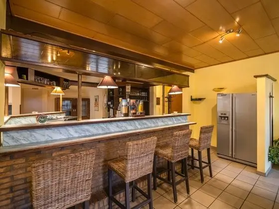 Modern Holiday Home in Sourbrodt With Private Pool - Yerinde Yemek