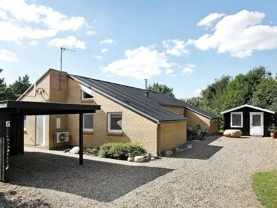 Modern Holiday Home in Spøttrup With Swimming Pool