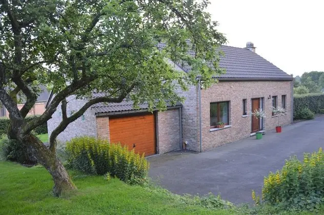 Modern Holiday Home in Stavelot With Fireplace - Dış Mekan