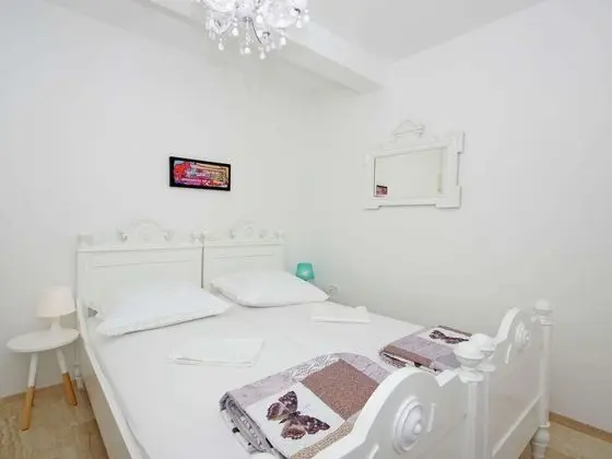 Modern Holiday Home in Zadar With Terrace