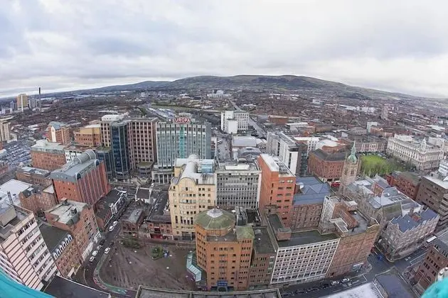Modern Home in Belfast, Office, Parking, Wifi