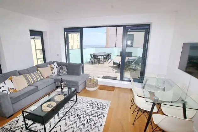 Modern Home With sea View Worthing UK - Oda