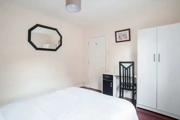 Modern and Homely 2 Bedroom by Canary Wharf - Oda