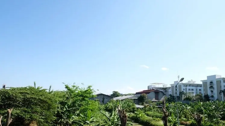 Modern And Homey 2Br At Puncak Kertajaya Apartment