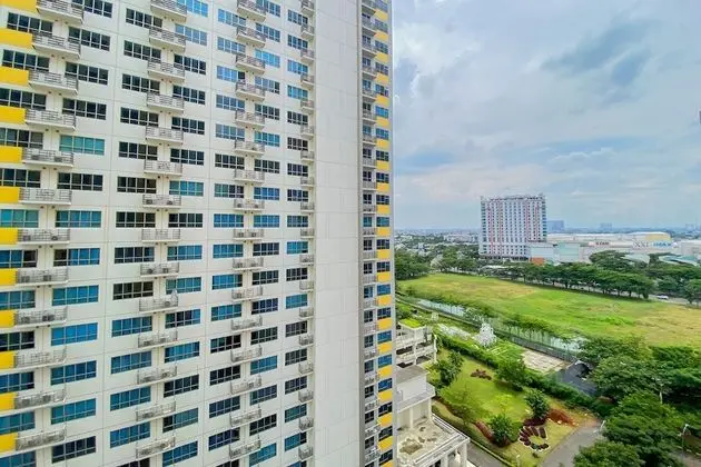 Modern And Homey 2Br At Springlake Summarecon Bekasi Apartment
