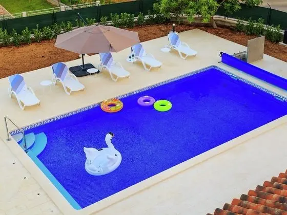 Modern Villa in Kaštel Novi With Swimming Pool