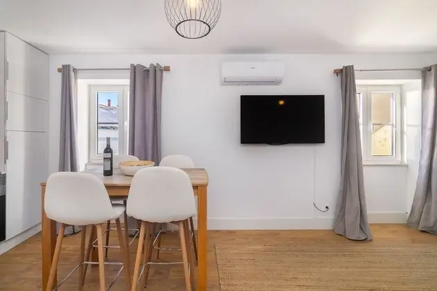 Modern Lisbon Apartments by SoulPlaces - Yerinde Yemek