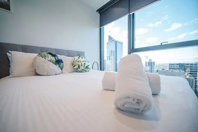 Modern Living@collins Centro Location 2BR