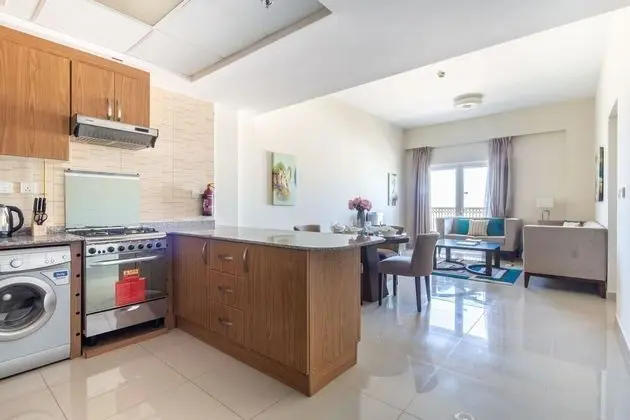 Modern Living In This 2BR Apt In The Heart of Downtown Jebel Ali - Sleeps 4! - İç Mekan