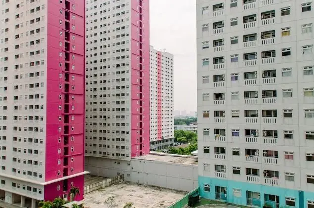 Modern Look 2Br Green Pramuka City Apartment Near Mall