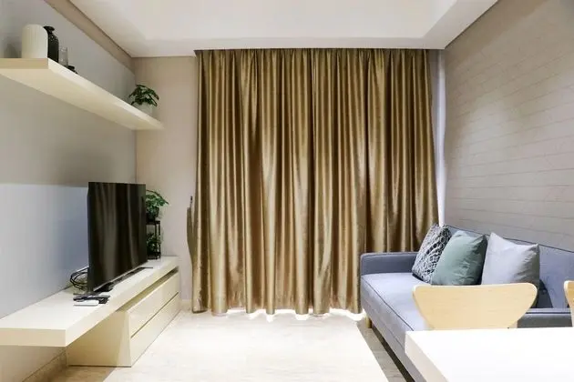 Modern Look And Comfortable 1Br Gold Coast Apartment Pik
