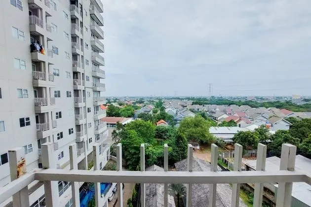 Modern Look And Comfy Studio At Bintaro Icon Apartment