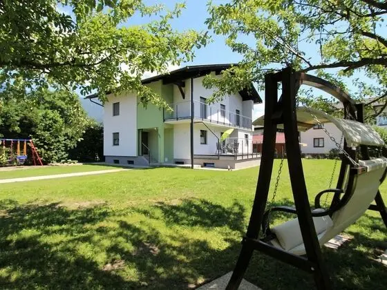 Modern Mansion in Kötschach-mauthen With Garden - Öne Çıkan Resim