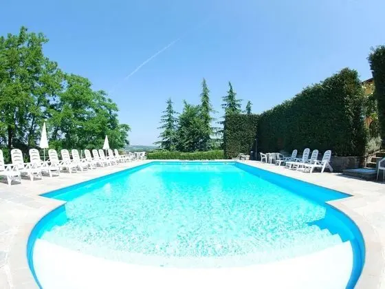 Modern Mansion in Nizza Monferrato With Swimming Pool
