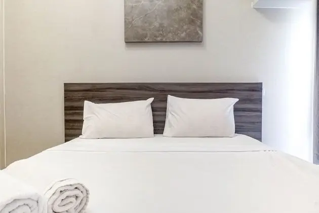 Modern Minimalist Studio Apartment At East Coast Mansion - Öne Çıkan Resim