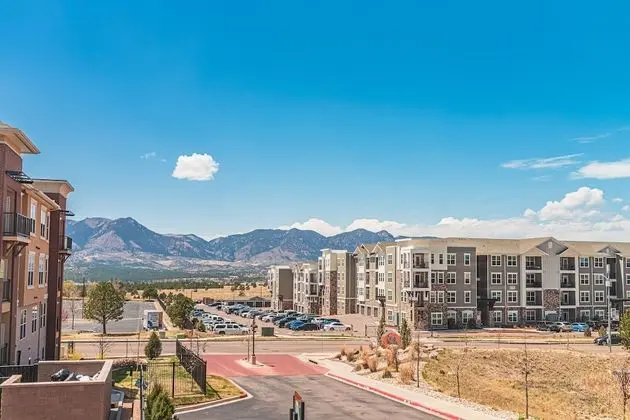 Modern  Mountain view very clean