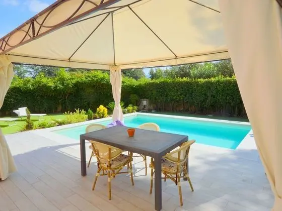 Modern Villa With Private Pool and Fenced Garden 2.5 km From Lucca - Havuz