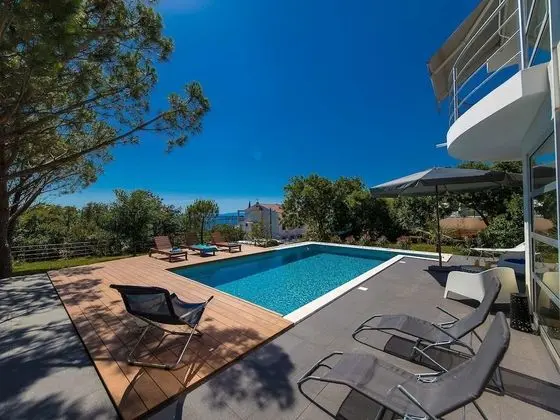 Modern Villa With Private Pool and Hot Tub, Near the Sea - Havuz