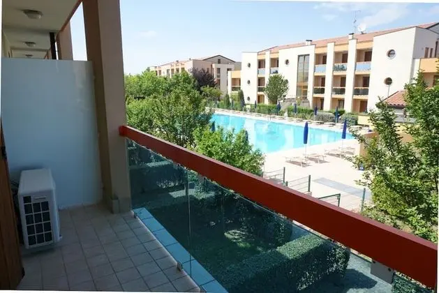 Modern Residence With Pool Quiet Location - Apartment With Private Garden