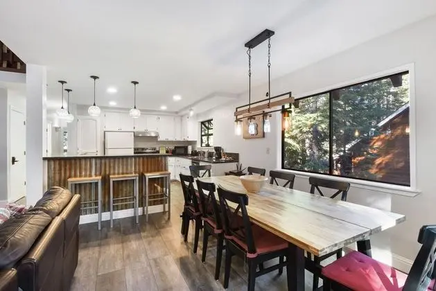 Modern Rustic Retreat - Mutfak