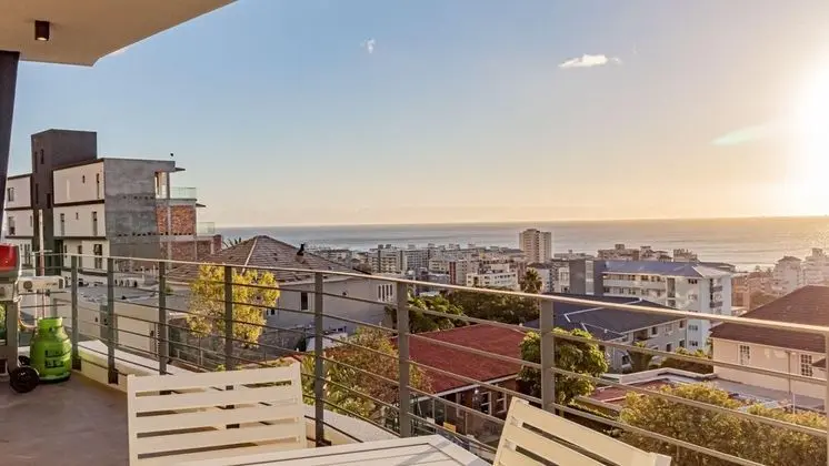 Modern Sea Point Apartment With Wonderful Sea Views Alpha Sunsets