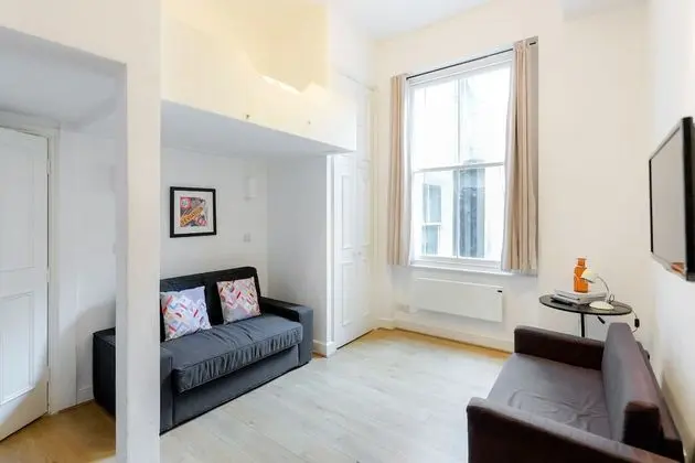 Modern Serviced Apartment in Kensington