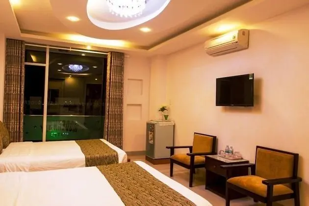 Modern Sky Hotel