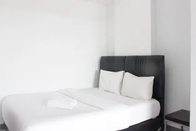 Modern & Spacious 1BR at Mekarwangi Square Apartment - Öne Çıkan Resim