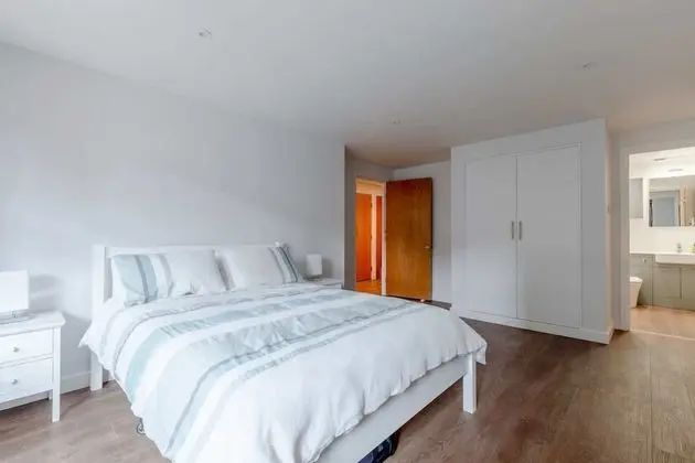 Modern And Spacious 2 Bedroom in Central London