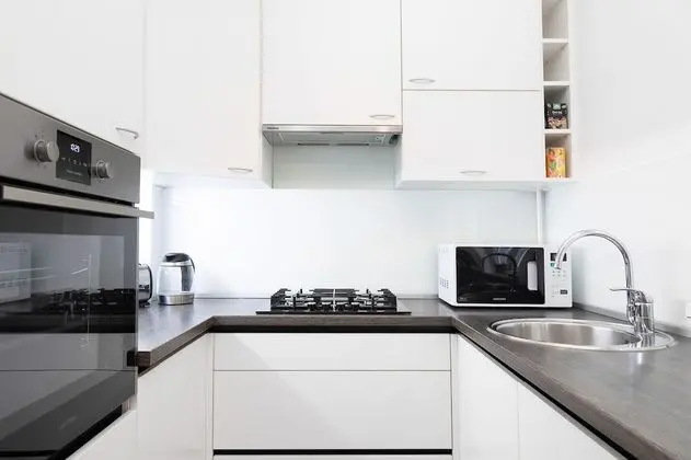 Modern Spacious 3bdr Apartment in Heart of Zagreb - Mutfak