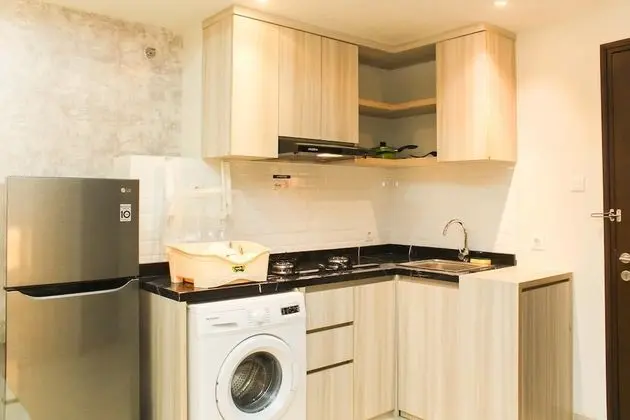 Modern And Spacious Studio Apartment At Mustika Golf Residence - Mutfak