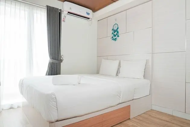 Modern Studio with City View Amethyst Apartment