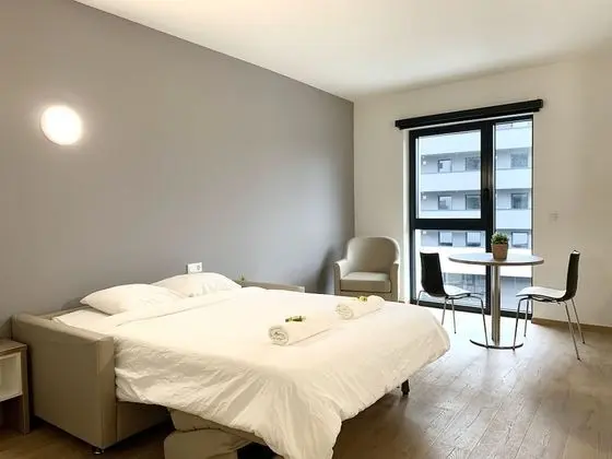 Modern Studio - Heart Of Historic District Belval