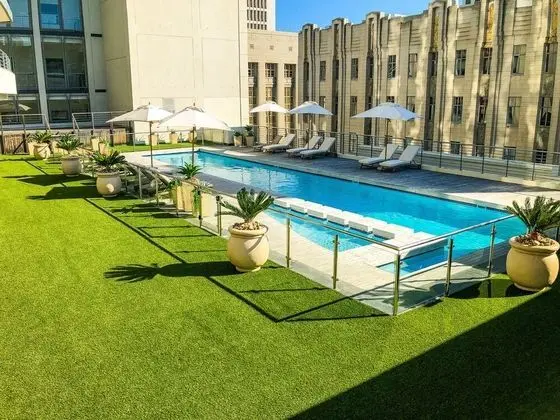 Modern Studio in Mandela Rhodes Place - Havuz