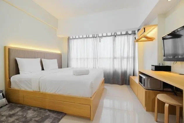 Modern Studio @ Springlake Summarecon Apartment