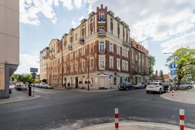 Modern Studios Stachowicza by Renters