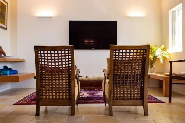 Modern & Stylish 3BR Apt With Balcony - Oda Düzeni