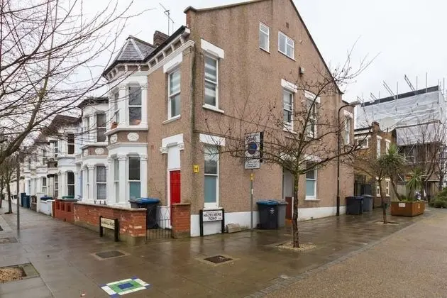 Modern stylish and luxurious 1 bed flat