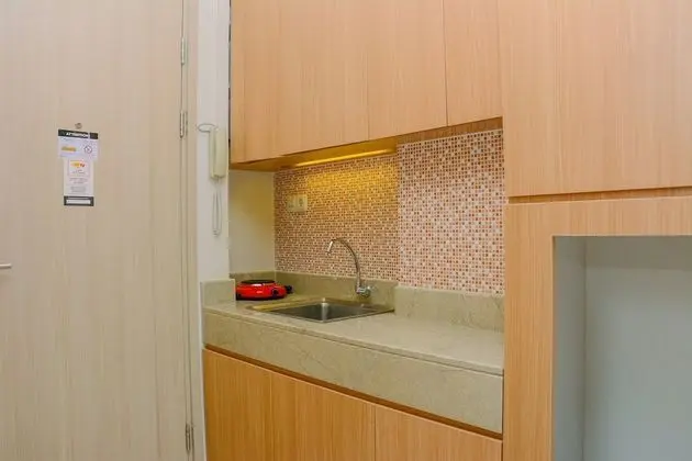 Modern and Stylish Studio Apartment at Elpis Residence - Mutfak