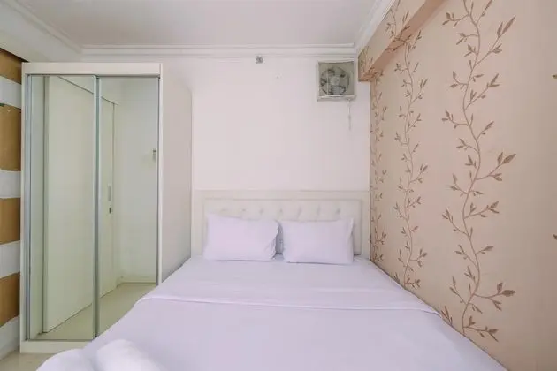 Modern And Tidy 2Br Bassura City Apartment - Oda