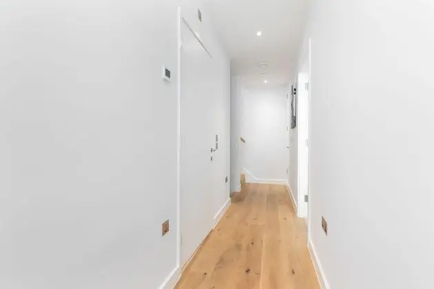 Modern Townhouse Near 02 Arena & Excel - İç Mekan
