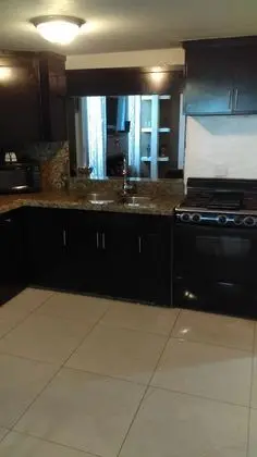 Modern vacational home close to Costco and Walmart - Mutfak