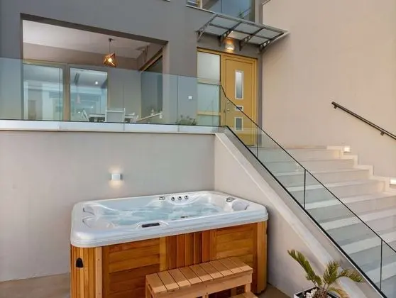Modern Villa w Private Pool in Plakias, Jacuzzi, Children Area, Ping Pong Table, Walk to Restaurant - Dış Mekan